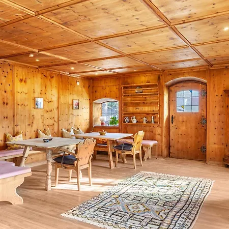 Ferienwohnung Siebzehn35 Garmisch-Partenkirchen Exterior photo